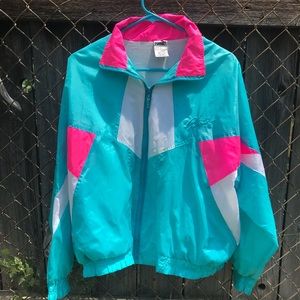 ⛔️SOLD⛔️Vintage Puma Windbreaker